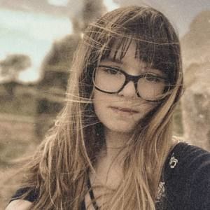 Meet your Posher, Savannah